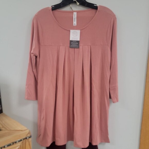 Zenana Premium Womens Blush Pink Pleated Tunic Top M - Picture 1 of 4